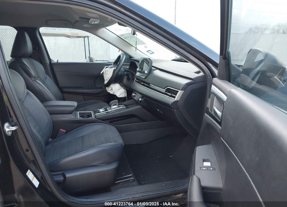 2022 MITSUBISHI OUTLANDER BLACK EDITION /SE 2.5 /SE LAUNCH EDITION VIN: JA4J4UA8XNZ047280