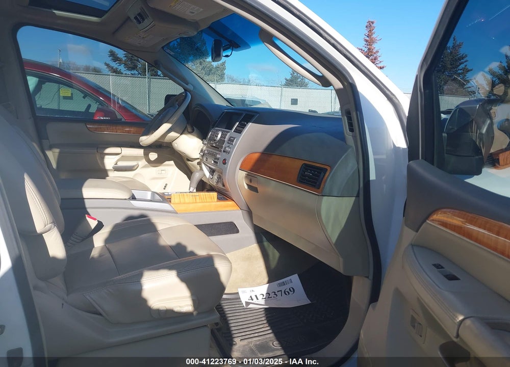 2010 INFINITI QX56 VIN: 5N3ZA0NE5AN903471