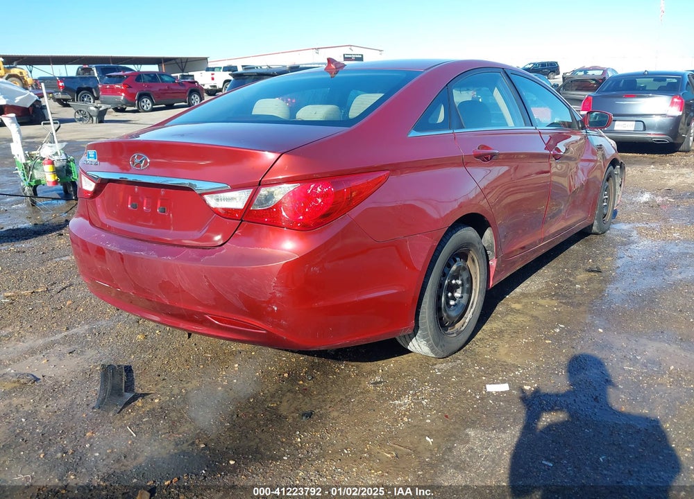 2012 HYUNDAI SONATA GLS VIN: 5NPEB4AC3CH469266