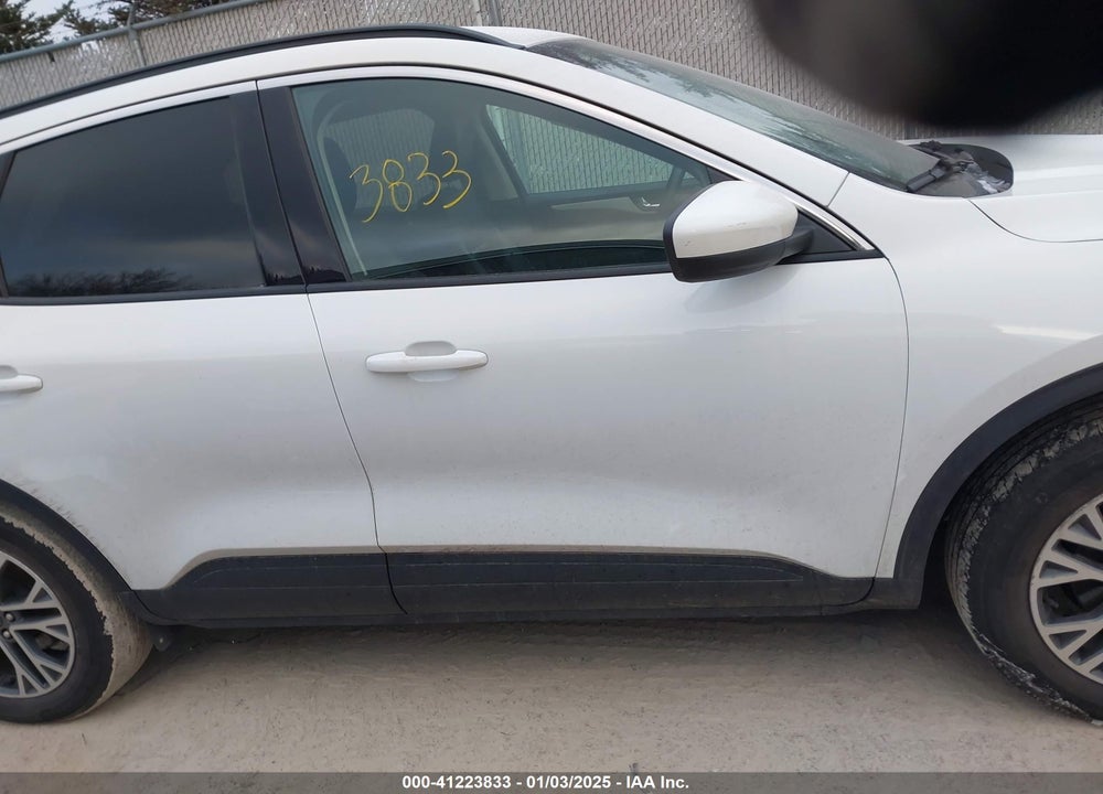 2020 FORD ESCAPE SEL VIN: 1FMCU9H69LUA70684