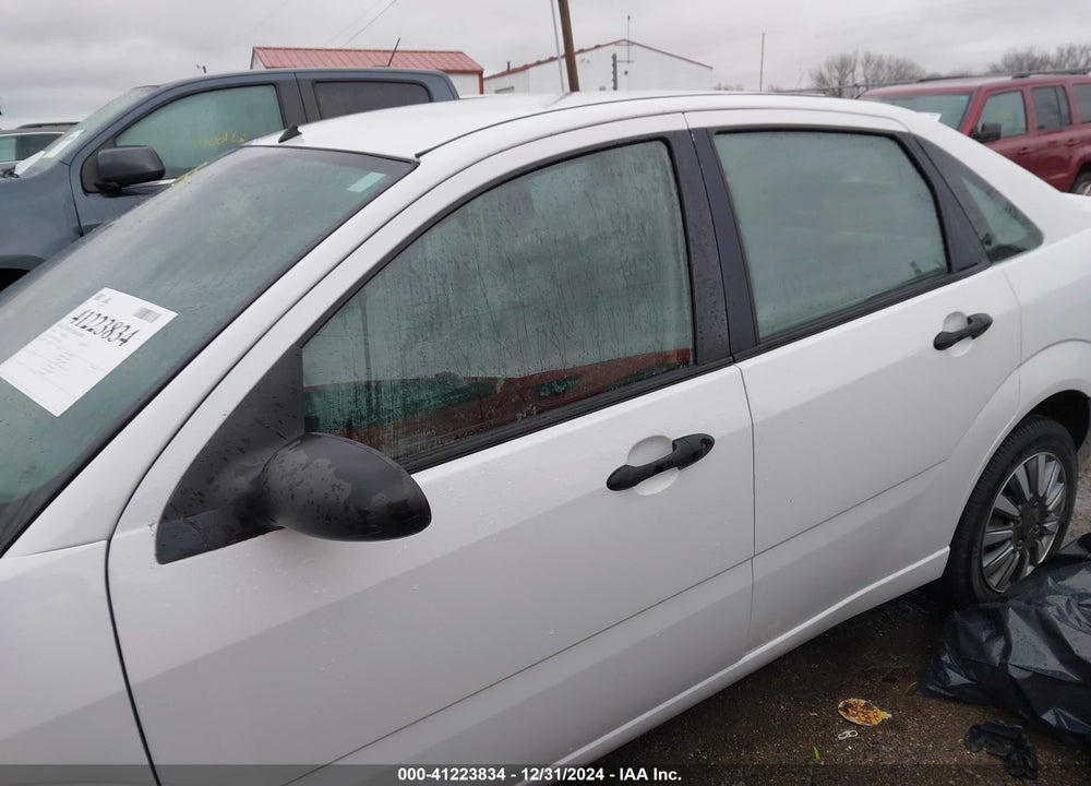 2006 FORD FOCUS VIN: 1FAFP34N86W112960