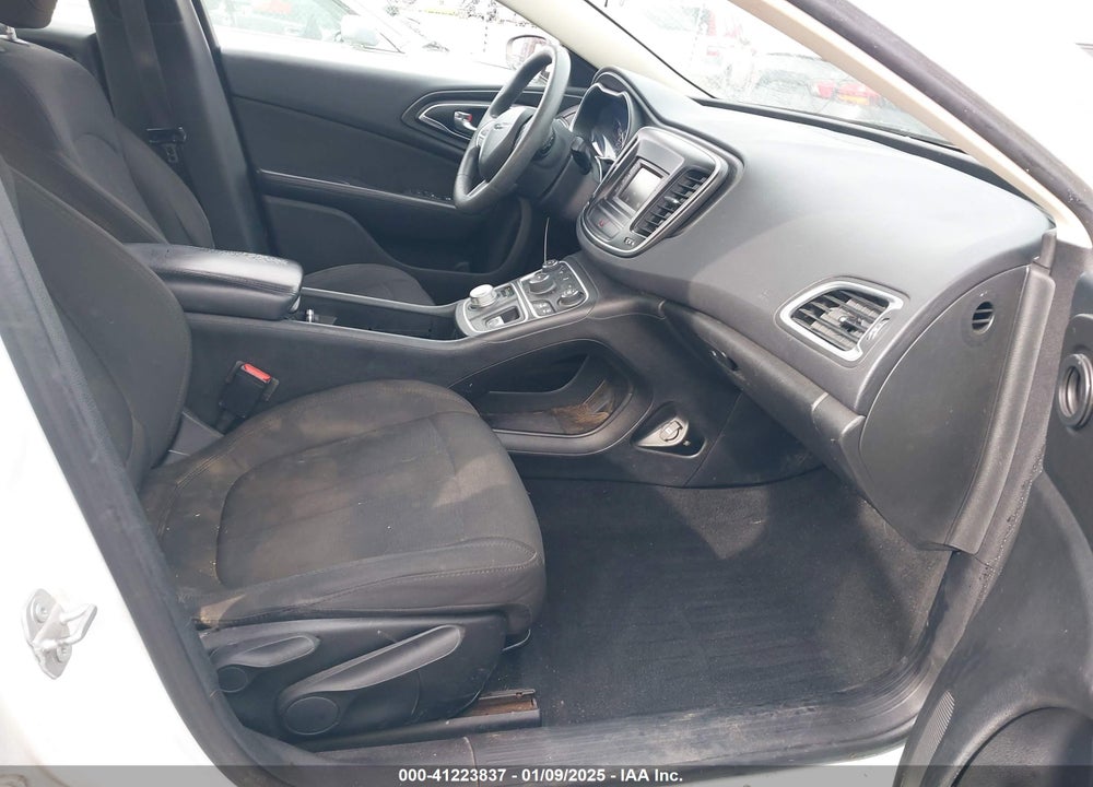 2016 CHRYSLER 200 VIN: 1C3CCCABXGN167019