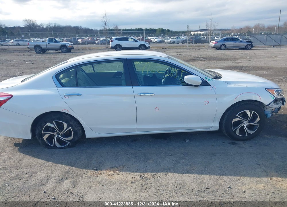2016 HONDA ACCORD VIN: 1HGCR2F38GA169401