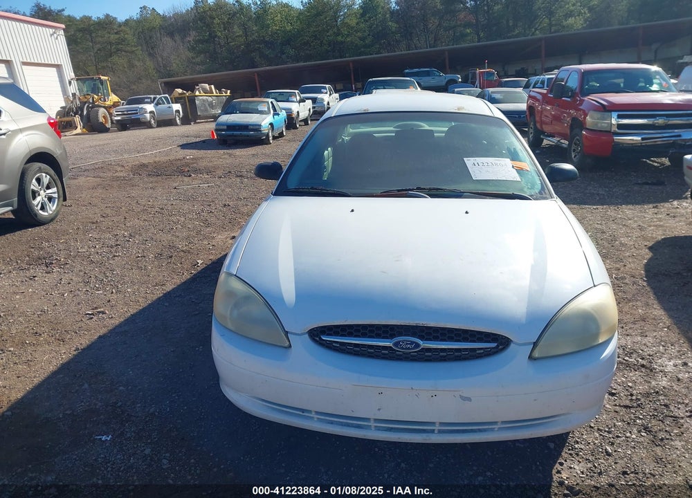 2001 FORD TAURUS LX VIN: 1FAFP52201A231368