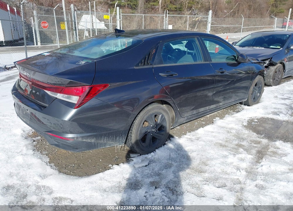 2021 HYUNDAI ELANTRA SEL VIN: 5NPLS4AG2MH051261