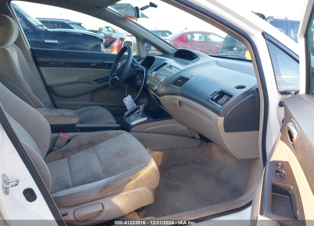 2010 HONDA CIVIC VIN: 2HGFA1F58AH566390