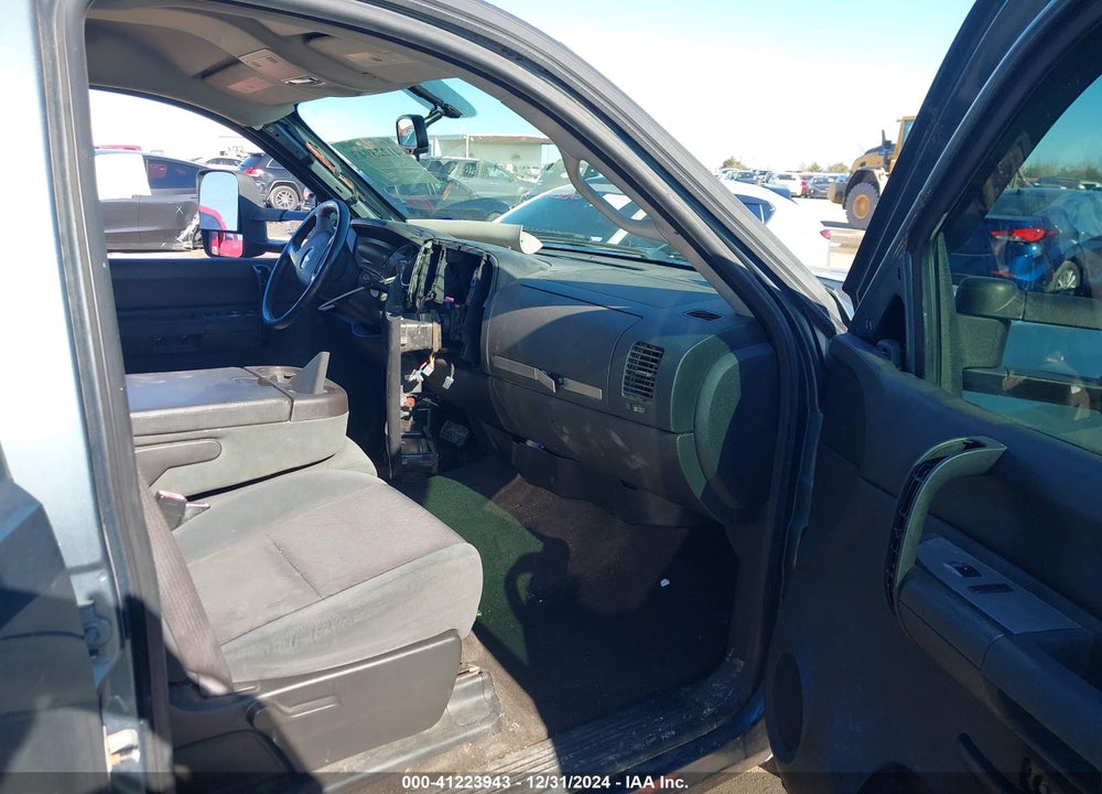 2009 CHEVROLET SILVERADO 1500 LT VIN: 3GCEK23309G101002