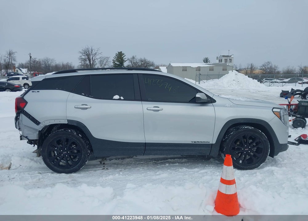 2022 GMC TERRAIN FWD SLE VIN: 3GKALMEV0NL256709