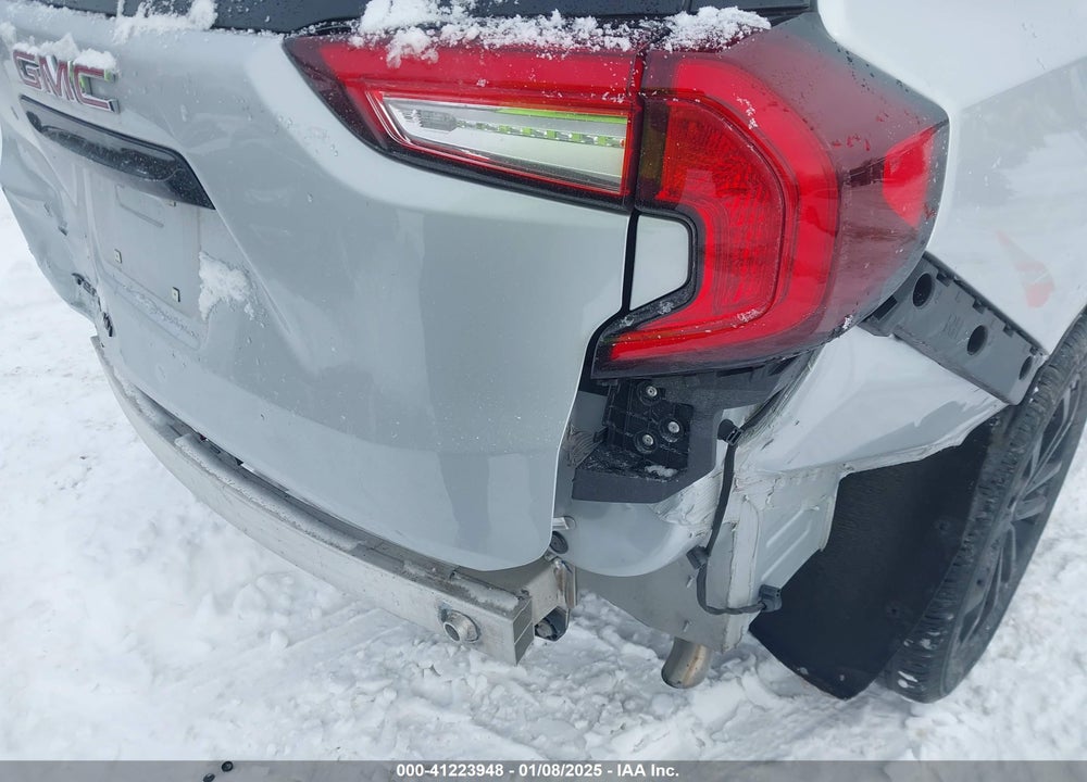 2022 GMC TERRAIN FWD SLE VIN: 3GKALMEV0NL256709