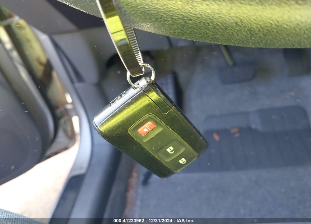 2006 TOYOTA PRIUS VIN: JTDKB20U463135667