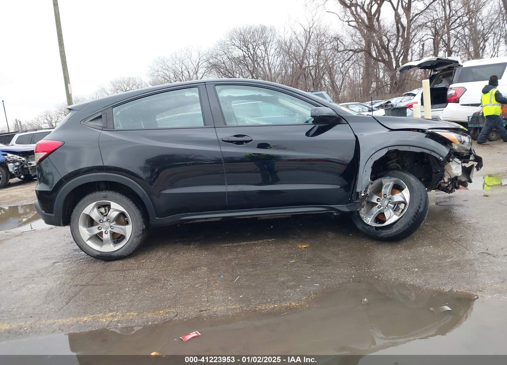 2019 HONDA HR-V LX VIN: 3CZRU6H39KG700220