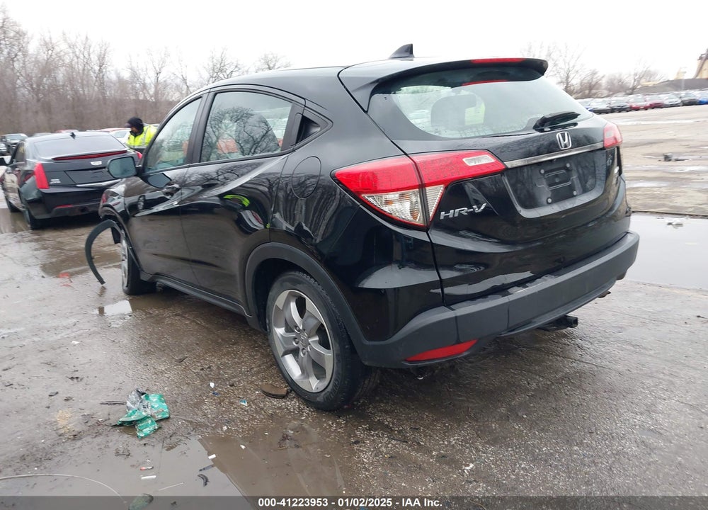 2019 HONDA HR-V LX VIN: 3CZRU6H39KG700220