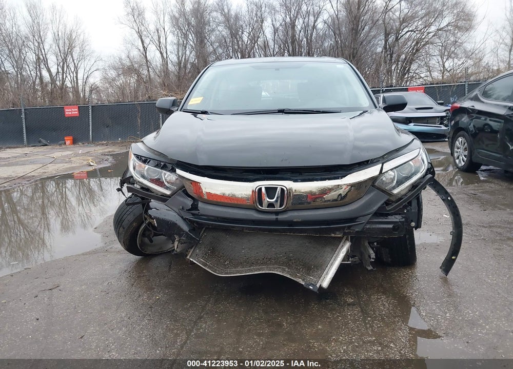 2019 HONDA HR-V LX VIN: 3CZRU6H39KG700220