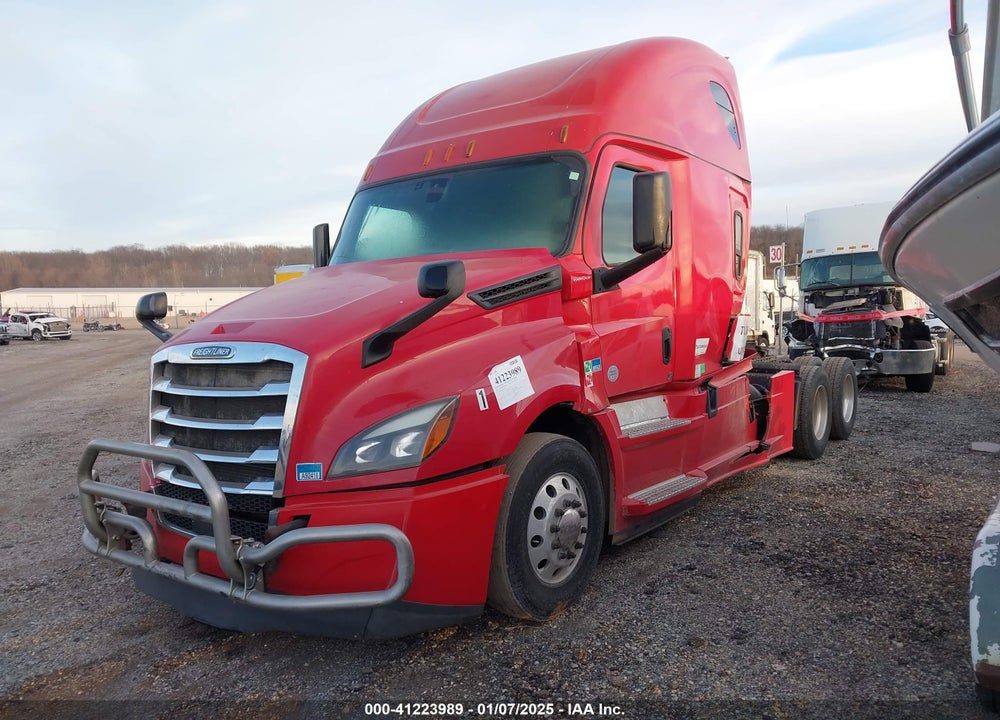 2018 FREIGHTLINER NEW CASCADIA 126 VIN: 3AKGHHDR4JSHJ0713