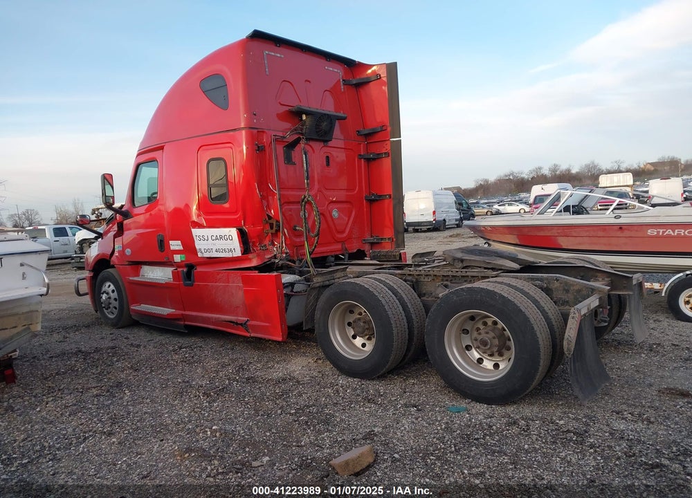 2018 FREIGHTLINER NEW CASCADIA 126 VIN: 3AKGHHDR4JSHJ0713