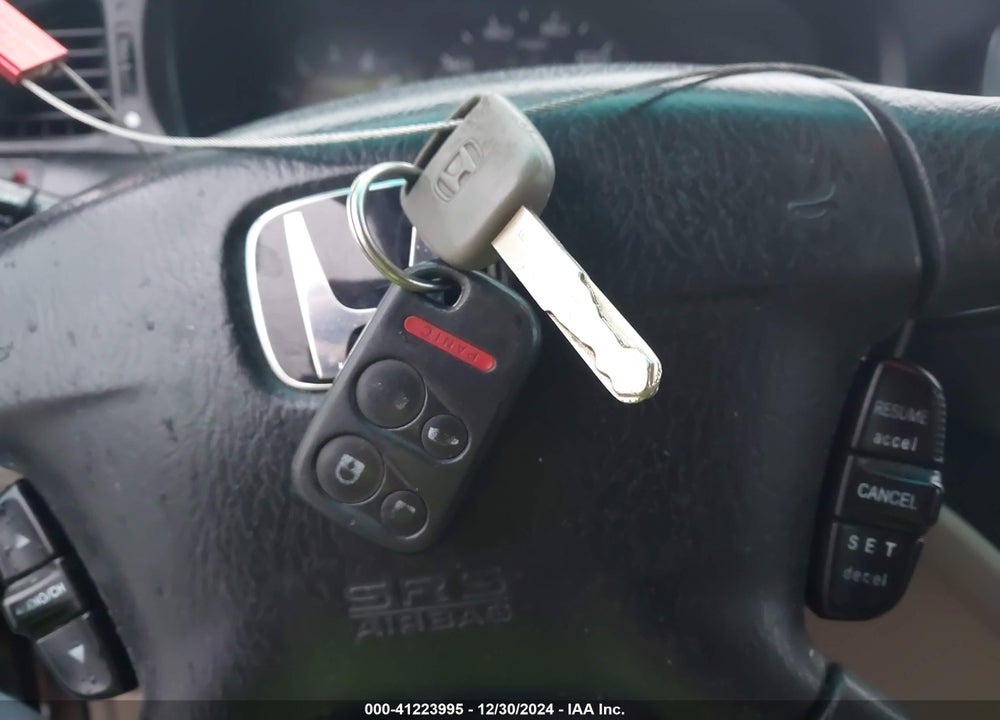 2004 HONDA ODYSSEY EX-L VIN: 5FNRL189X4B047373