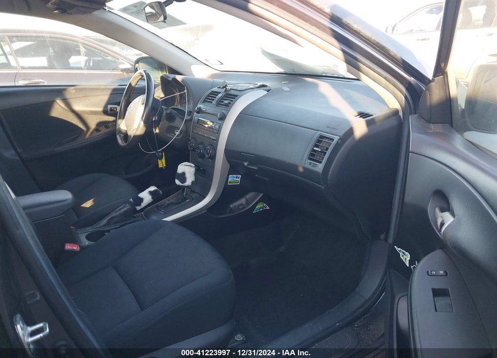 2009 TOYOTA COROLLA VIN: 1NXBU40E49Z112138