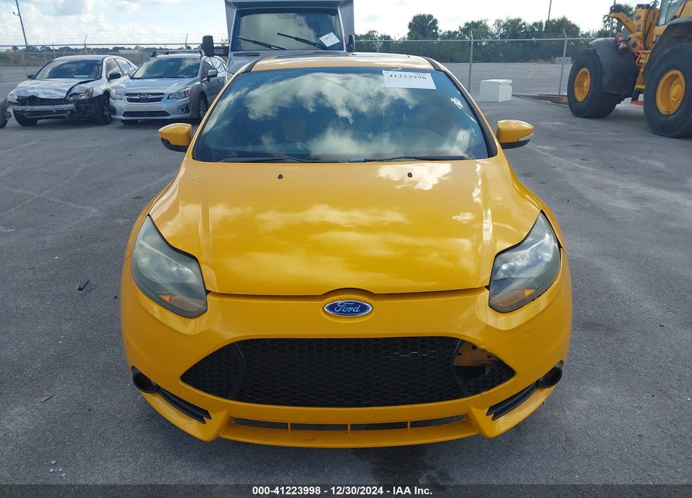 2013 FORD FOCUS ST VIN: 1FADP3L94DL127028