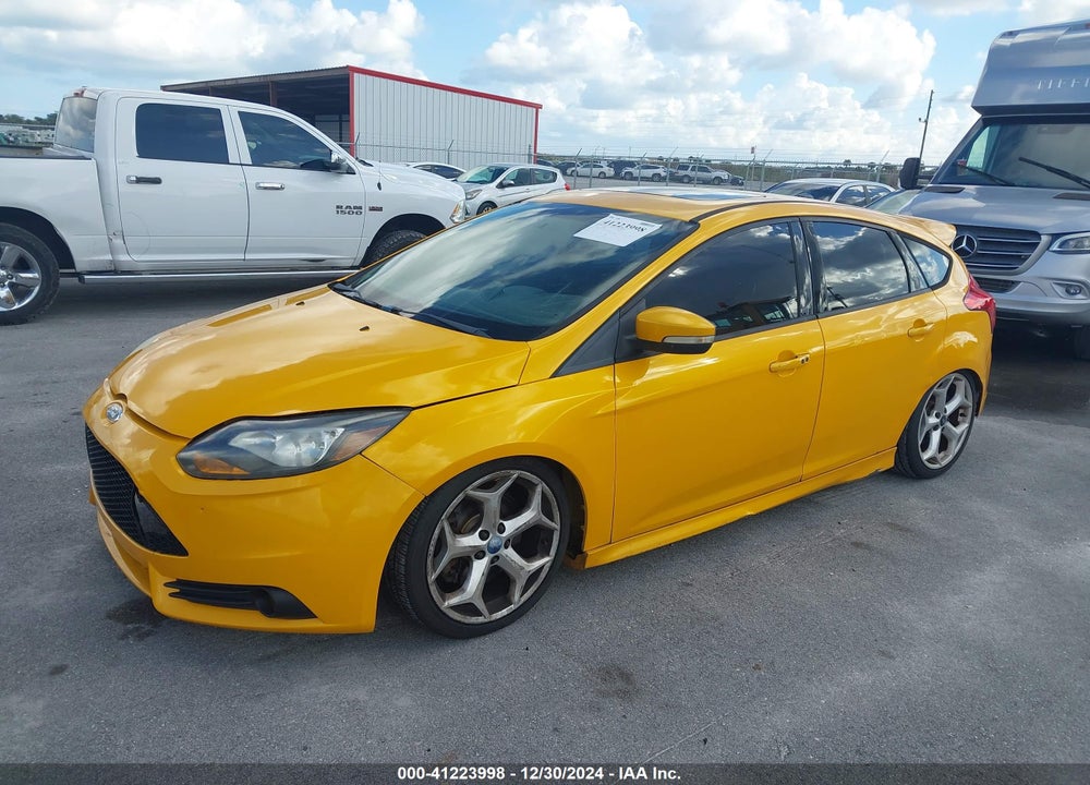 2013 FORD FOCUS ST VIN: 1FADP3L94DL127028