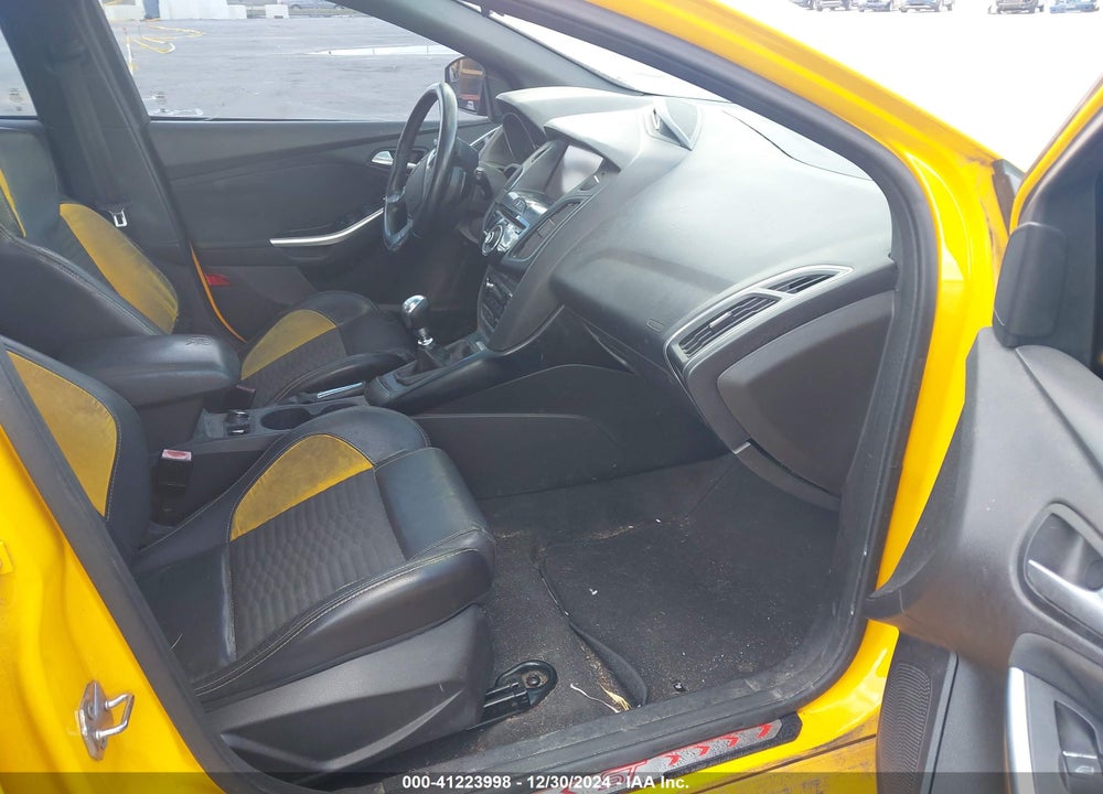 2013 FORD FOCUS ST VIN: 1FADP3L94DL127028