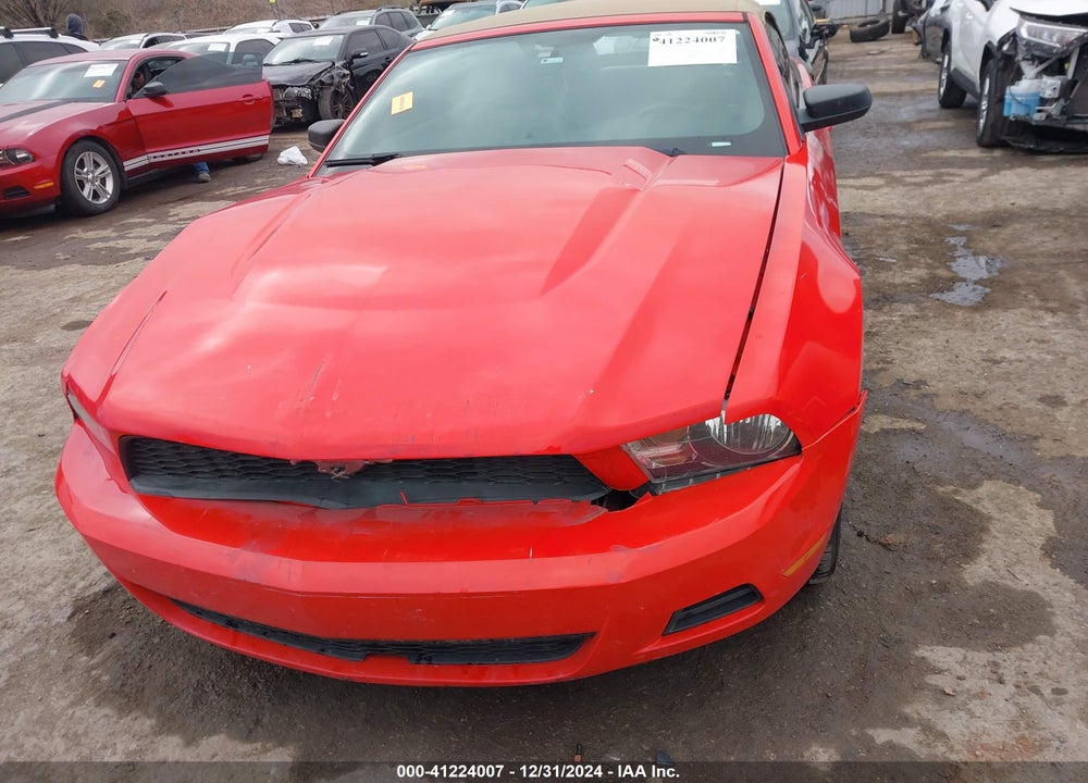 2011 FORD MUSTANG VIN: 1ZVBP8EM8B5109145