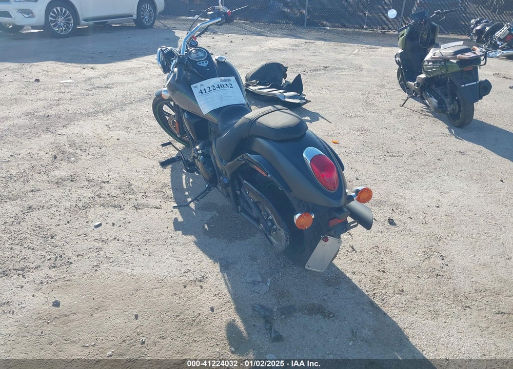 2017 KAWASAKI VN900 C VIN: JKAVN2C11HA068055