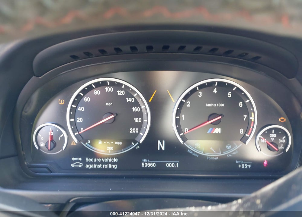2014 BMW M5 VIN: WBSFV9C55ED593211