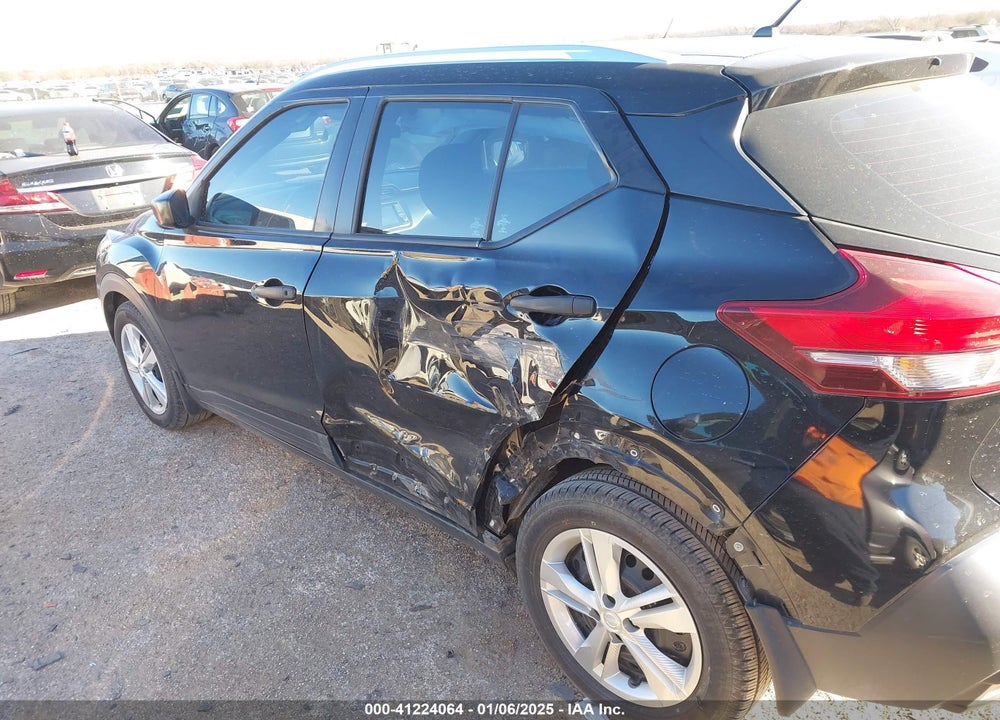 2019 NISSAN KICKS S VIN: 3N1CP5CU3KL532758