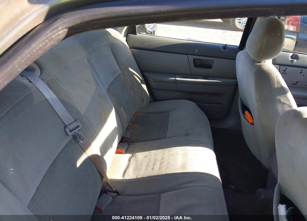 2004 FORD TAURUS SE VIN: 1FAFP53224G197451