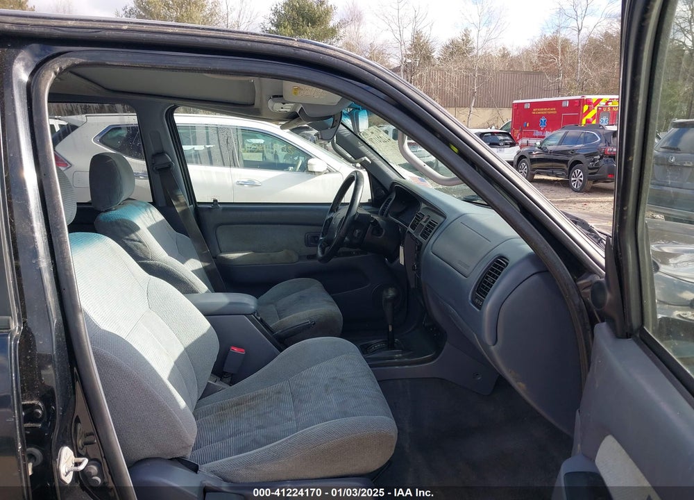 1999 TOYOTA 4RUNNER SR5 V6 VIN: JT3GN86R7X0121904