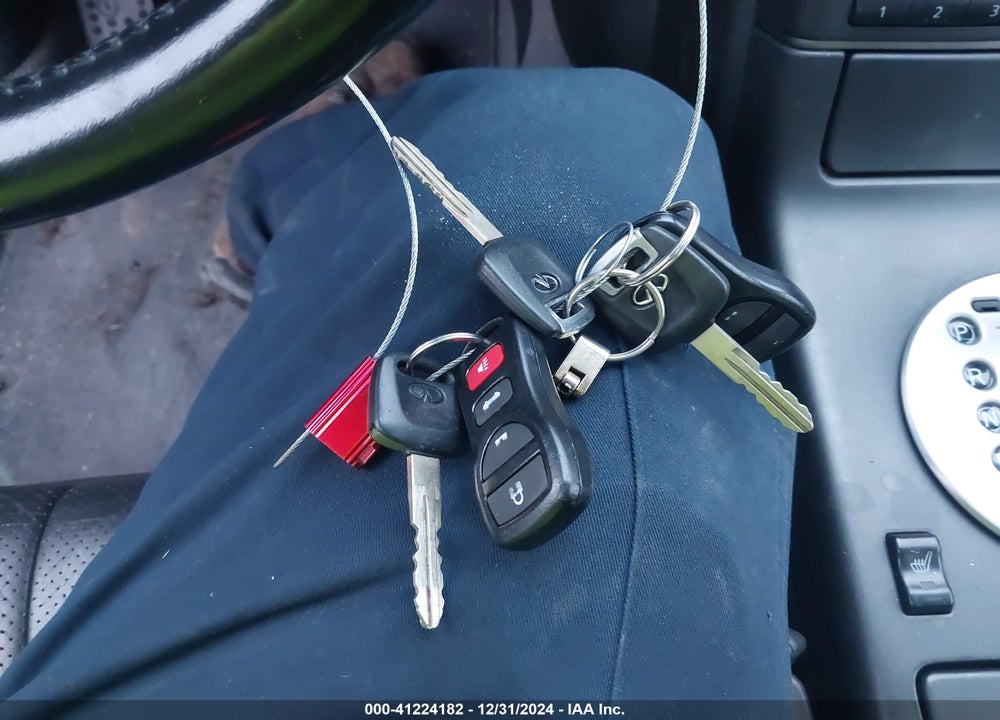 2004 INFINITI G35X VIN: JNKCV51F84M711439
