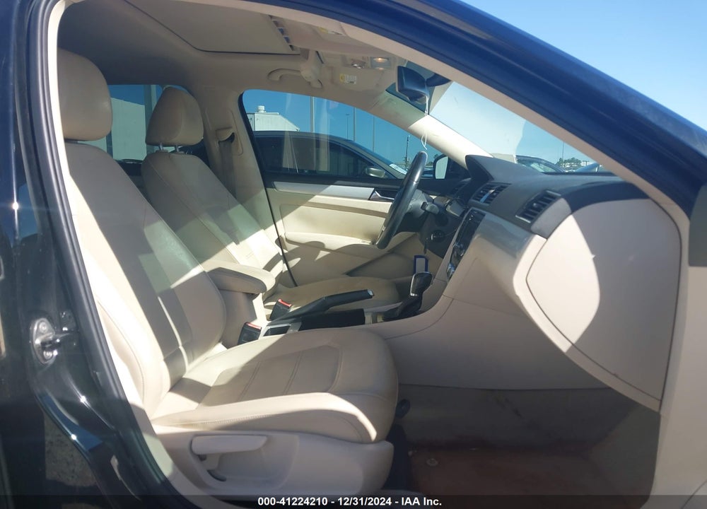 2012 VOLKSWAGEN PASSAT 2.5L SE VIN: 1VWBH7A35CC105099