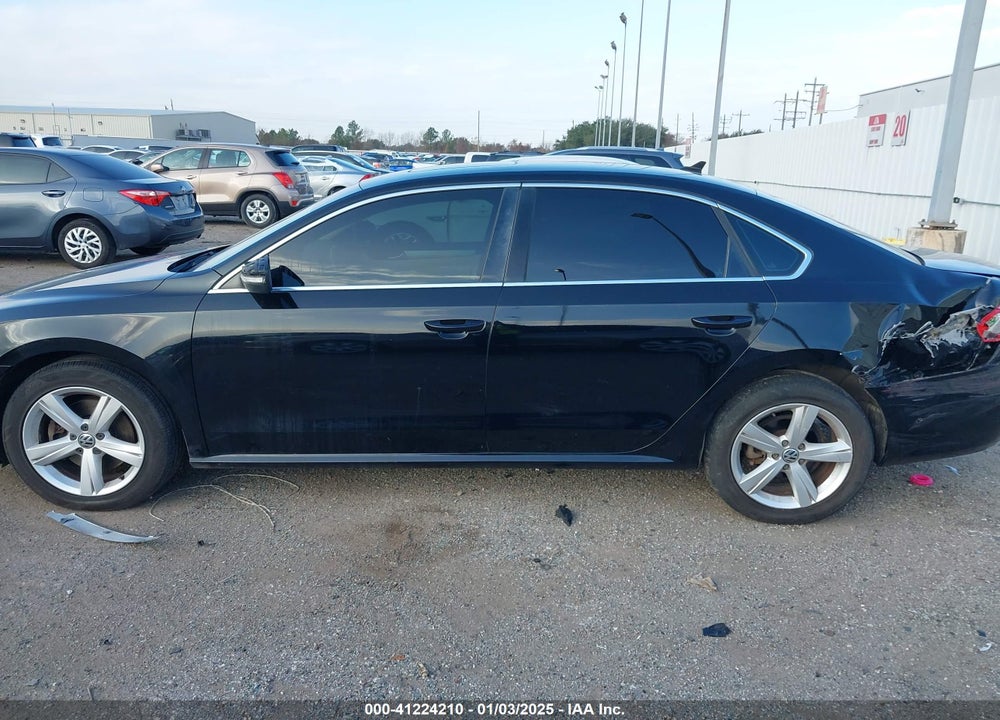 2012 VOLKSWAGEN PASSAT 2.5L SE VIN: 1VWBH7A35CC105099