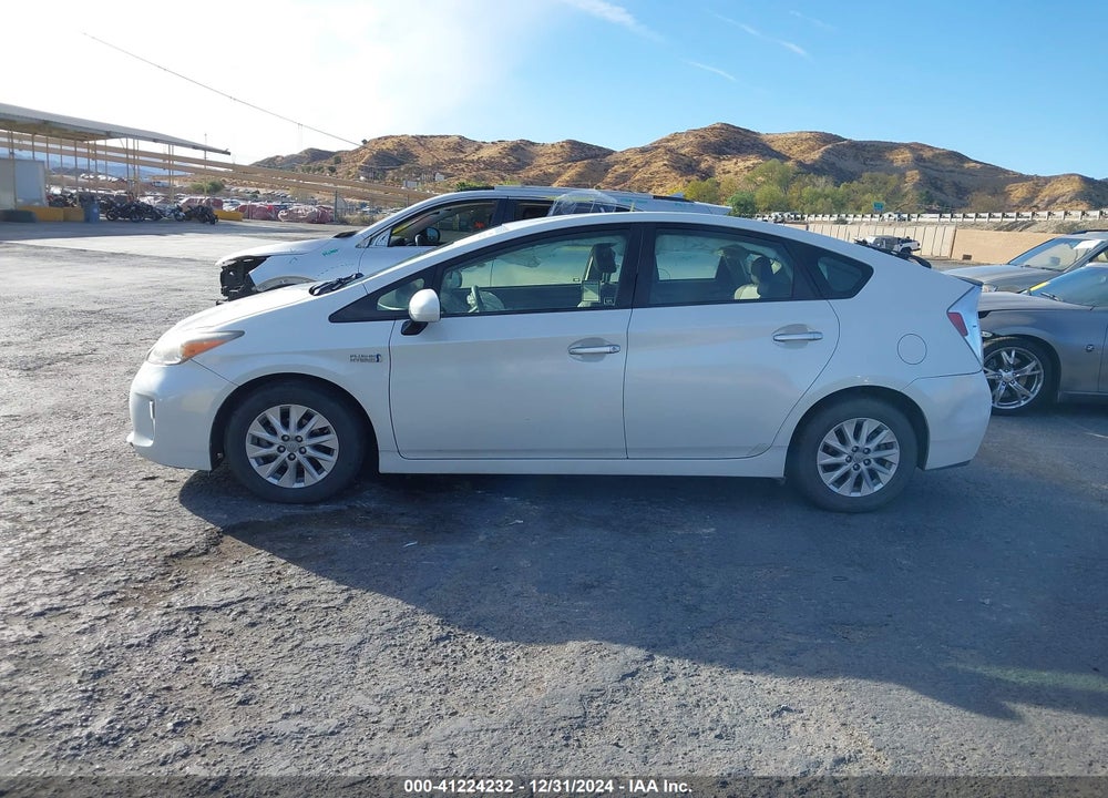 2015 TOYOTA PRIUS PLUG-IN ADVANCED VIN: JTDKN3DP3F3074507