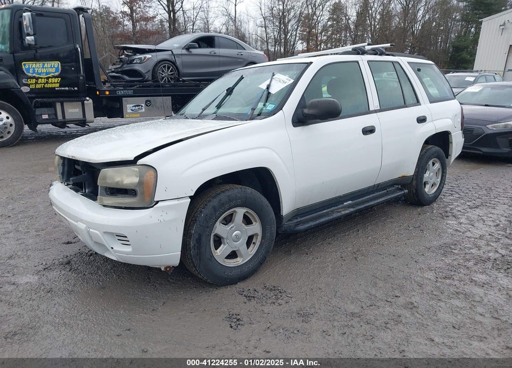2003 CHEVROLET TRAILBLAZER LS VIN: 1GNDT13S232283609