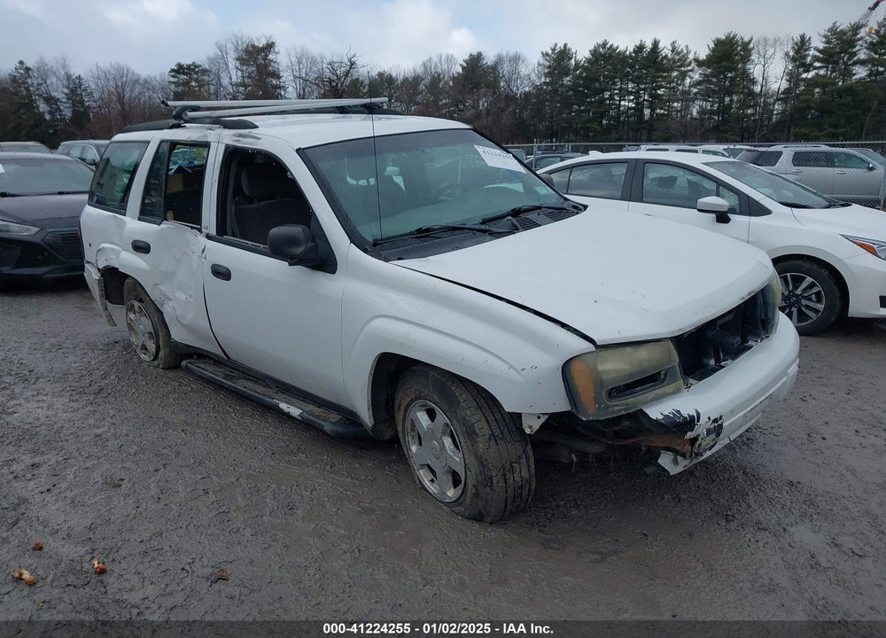 2003 CHEVROLET TRAILBLAZER LS VIN: 1GNDT13S232283609