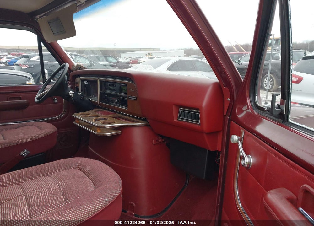 1987 FORD ECONOLINE E150 VIN: 1FMEE11N5HHA05212