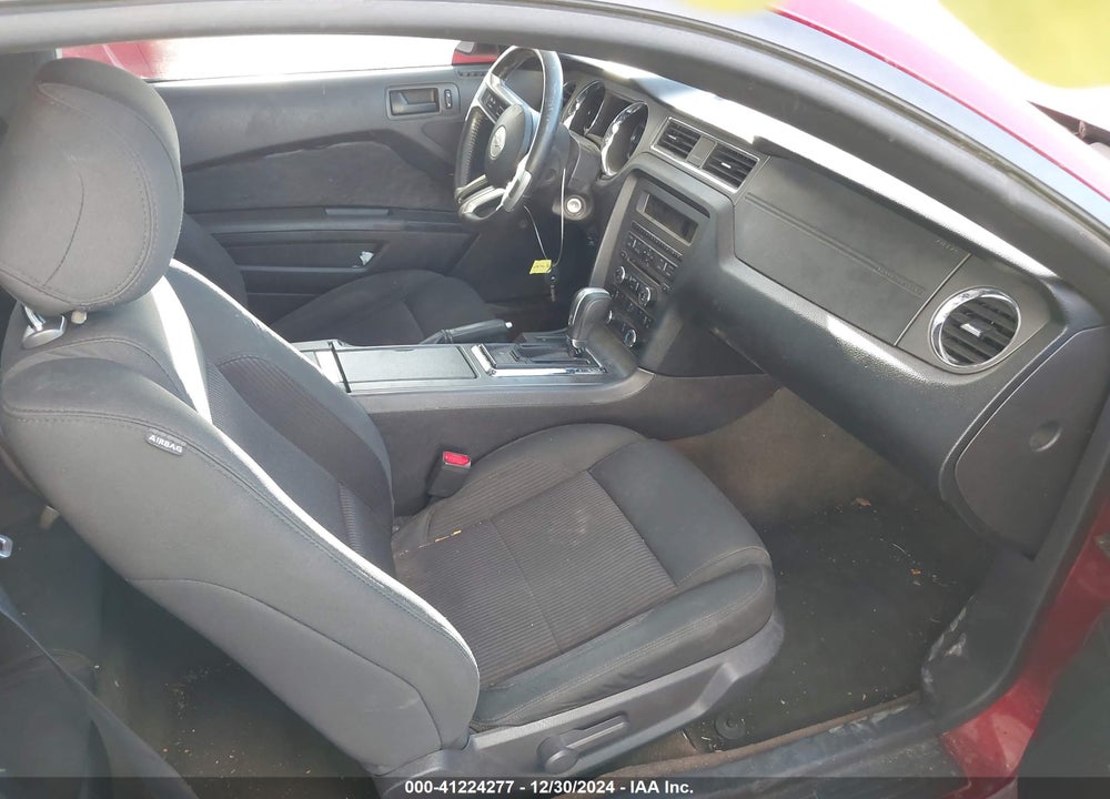 2014 FORD MUSTANG VIN: 1ZVBP8AM3E5217196