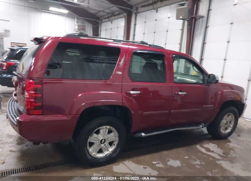 2007 CHEVROLET TAHOE LT VIN: 1GNFK13007R366897