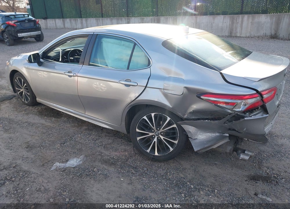 2019 TOYOTA CAMRY VIN: 4T1B21HK6KU010070