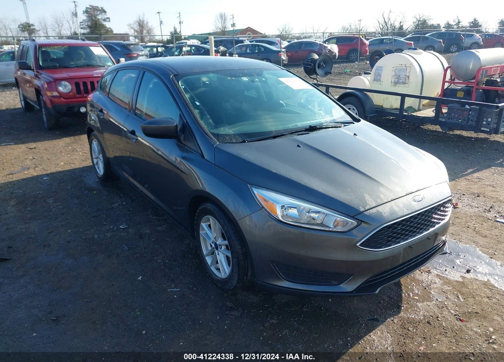 2018 FORD FOCUS SE VIN: 1FADP3K28JL329838