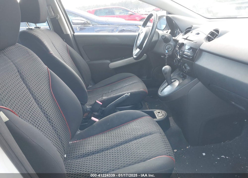 2012 MAZDA 2 TOURING VIN: JM1DE1LZ2C0136329