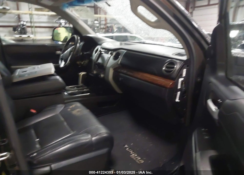 2015 TOYOTA TUNDRA LIMITED 5.7L V8 VIN: 5TFHW5F13FX450482