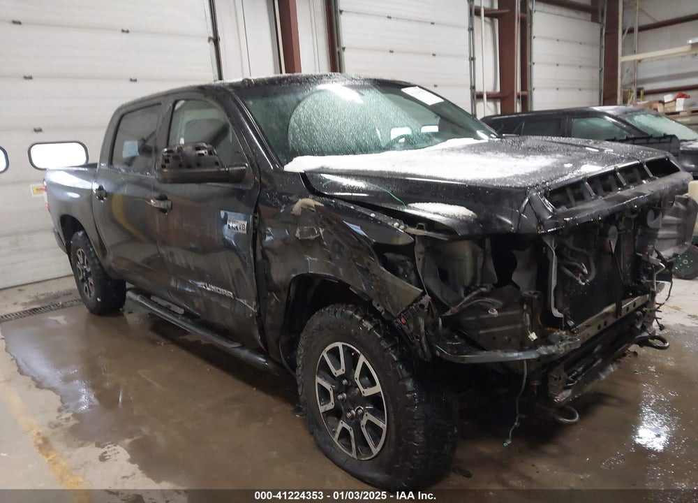 2015 TOYOTA TUNDRA LIMITED 5.7L V8 VIN: 5TFHW5F13FX450482
