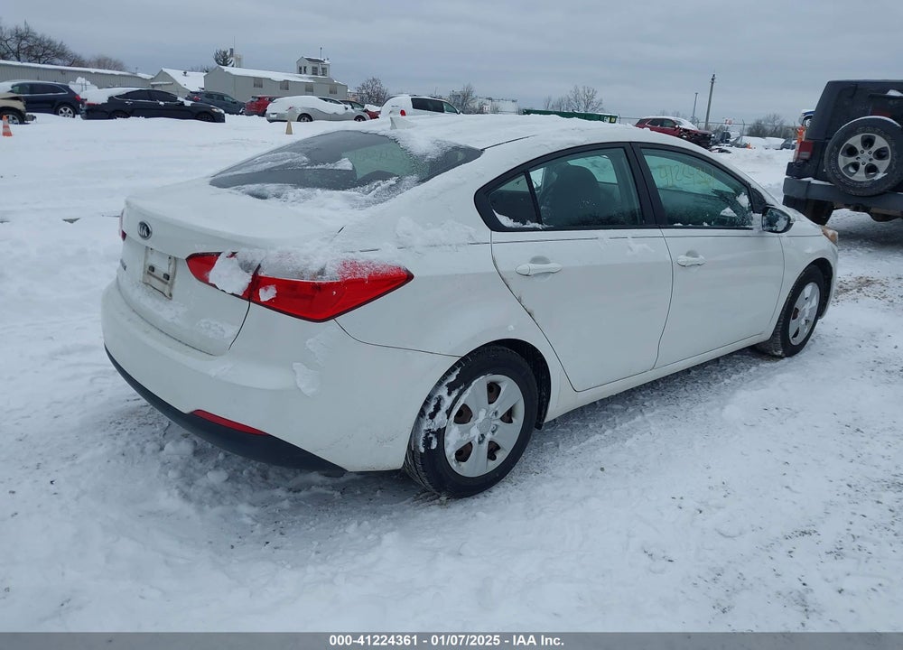 2015 KIA FORTE VIN: KNAFX4A67F5307545
