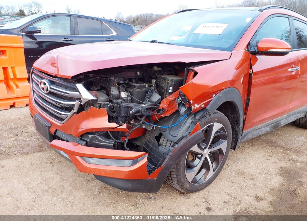 2016 HYUNDAI TUCSON LIMITED VIN: KM8J3CA20GU146409