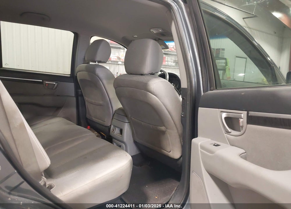 2008 HYUNDAI SANTA FE GLS VIN: 5NMSG13D78H201317