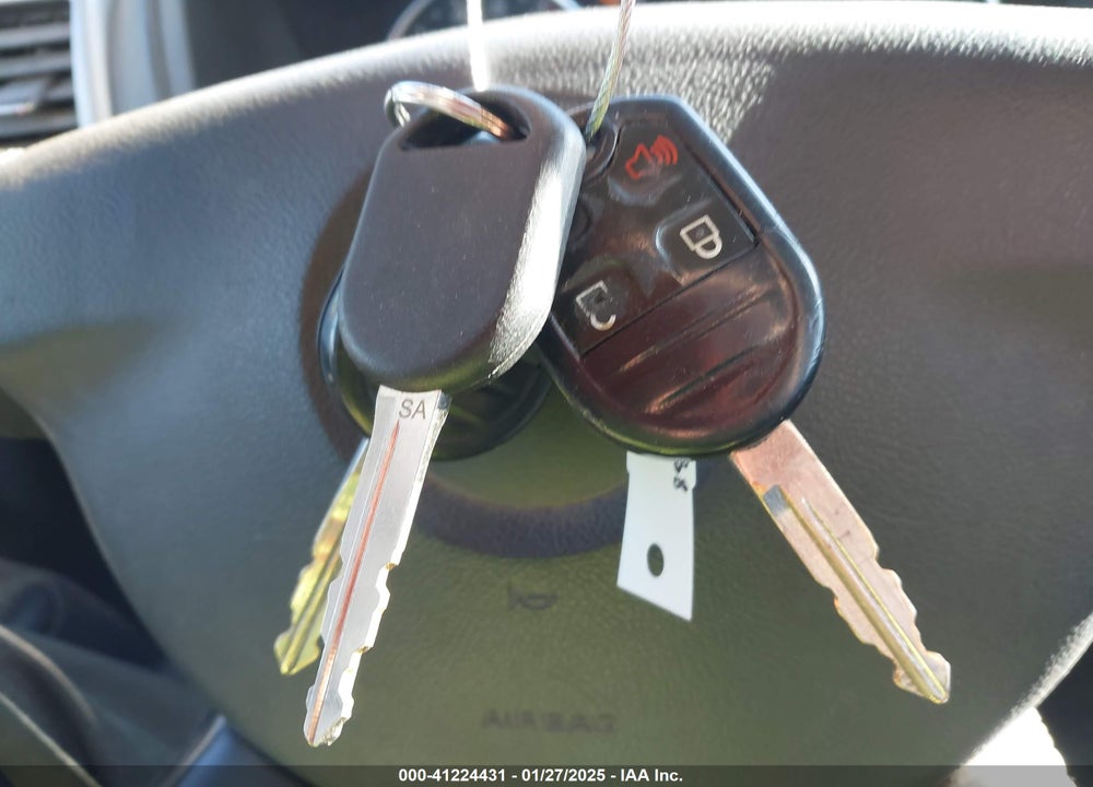 2010 FORD ESCAPE LIMITED VIN: 1FMCU9EG7AKD15746