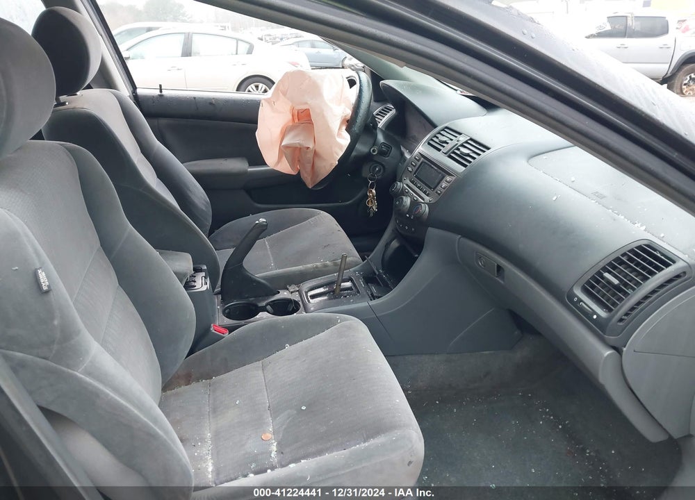 2005 HONDA ACCORD 2.4 LX VIN: 1HGCM56455A041591