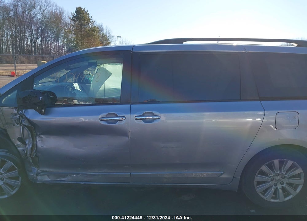 2017 TOYOTA SIENNA XLE 7 PASSENGER VIN: 5TDDZ3DC1HS178957